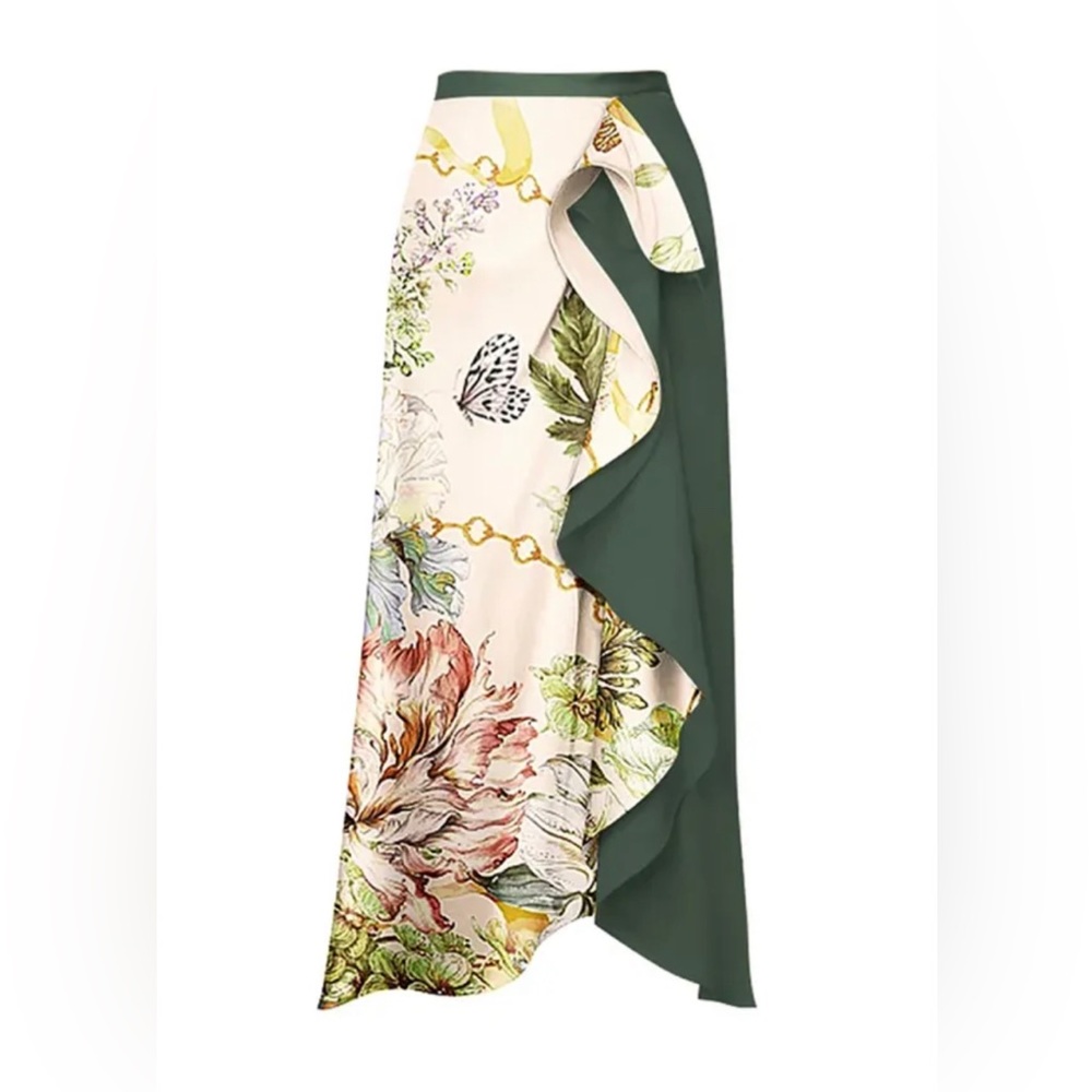 Ruffled Floral Print Bikini Swimsuit and Skirt
Only Green Skirt/L
